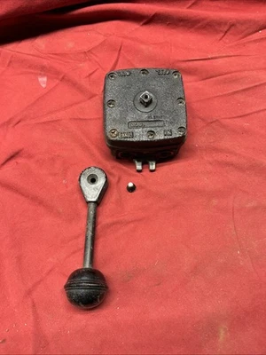 Parker VL37 VL Series 4 way 3 Postion Rotary Disc Air Valve - Image 1 of 4