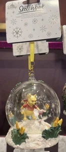 Disney Parks 2025 Skizzenbuch Winnie Puuh & Ferkel Weihnachtsschmuck NEU - Bild 1 von 4
