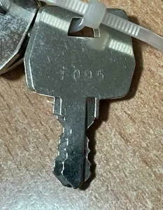 Llave de reinicio de máquina ranura Pachislo para Taiyo, Olympia, Heiwa (ver lista) F095 - Imagen 1 de 3
