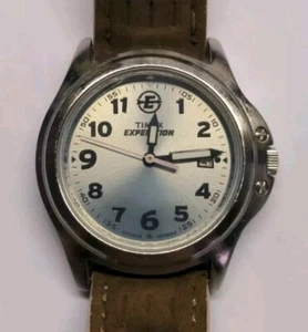 Orologio Timex Expedition Analogico Data Indiglo 33mm Cinturino Pelle Quarzo Batteria Nuova - Foto 1 di 10
