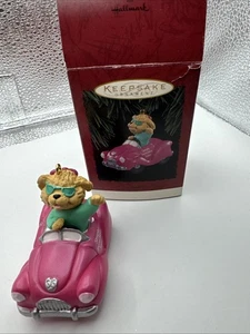 Hallmark Keepsake Ornament Sister 1994 Simply Incredible Sister in Pink Car - Picture 1 of 7