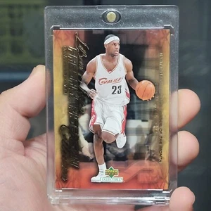 2003 Upper Deck LeBron James RC Rookie Freshman Season #47 With Mag Case - Bild 1 von 2