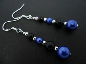 A PAIR OF BLACK & BLUE PEARL EARRINGS WITH 925 SOLID SILVER HOOKS. NEW.. - Picture 1 of 1