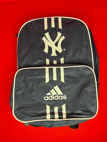 Vintage 1980’s NEW YORK YANKEES ADIDAS / MODELL’S BACKPACK - Brand New, Unused Cover