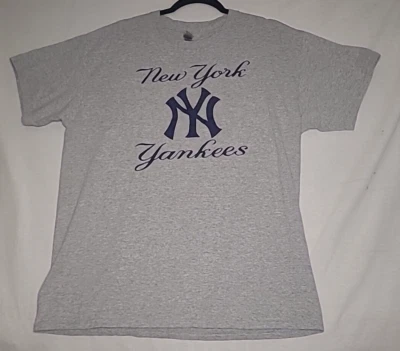 Gildan Large Gray New York Yankees T-Shirt Baseball MBL -7 One Liners On Back  - Image 1 of 4