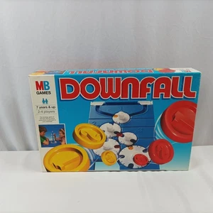 DOWNFALL SPIEL - MB SPIELE - - Bild 1 von 14