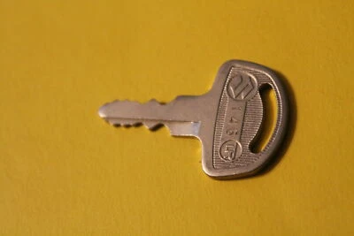 SUZUKI,T500,TS250,TS400,TS90,T125,K10,AS50 Nos oem Pre cut Key # 146 - Image 1 of 2
