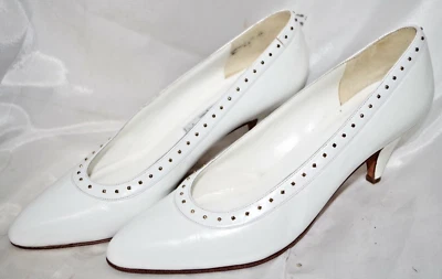 Zapatos de salón vintage de cuero blanco J RANGONI 8AA ALDA Italia Saks Fifth Ave Foto 1 de 4