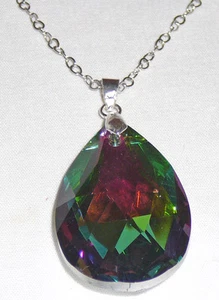 Fashion rainbow teardrop crystal pendant and chain - Bild 1 von 1