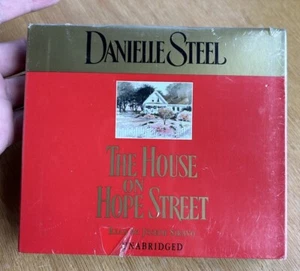 Danielle Steel Ser.: The House on Hope Street by Danielle Steel Compact Disc Set - Picture 1 of 7