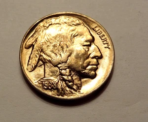 1938 D BUFFALO NICKEL, GEM BU, TAKEN FROM AN ORIGINAL ROLL - Picture 1 of 2