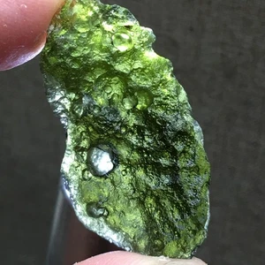MOLDAVITE 35CT HEDGE HOG Ježkovna BESEDNICE CZECH REPUBLIC - Picture 1 of 8