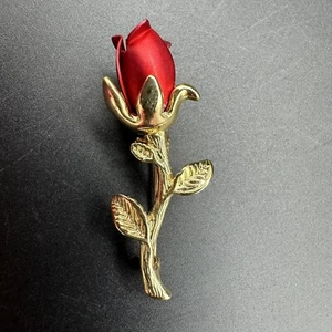 Vintage Gold Tone Metal Rose Flower Red Layered Petals Brooch - Picture 1 of 4