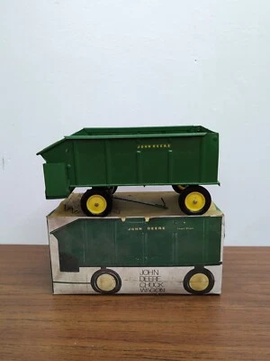 1/16 Ertl John Deere Chuck Wagon in Ice Cream Box #2 - Image 1 of 4