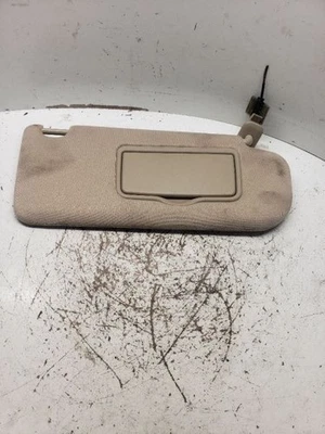 Parasol derecho pasajero iluminado se adapta 06-08 MAZDA 6 1085602 Foto 1 de 4