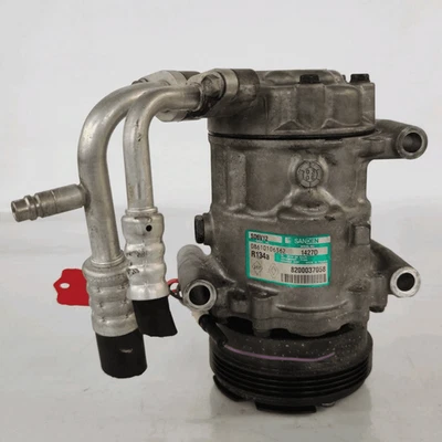 8200037058 Compressore a/c  RENAULT CLIO 2a Serie 1.2 Storia Ber. 5p/b-g/1149cc - Immagine 1 di 4
