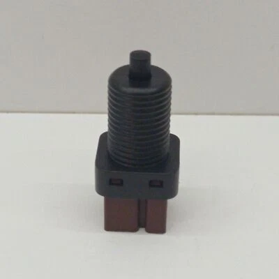 INTERRUTTORE LUCE FRENO FIAT ULYSSE - LANCIA ZETA FACET PER 9606177280 - Image 1 of 4