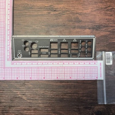 Protector de E/S ATX para placa base desconocida placa posterior de E/S Foto 1 de 2