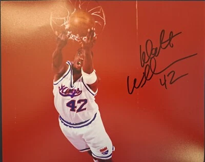 Walt Williams Sacramento Kings Signed 8x10 Pic Autograph Photo Maryland - Image 1 of 2
