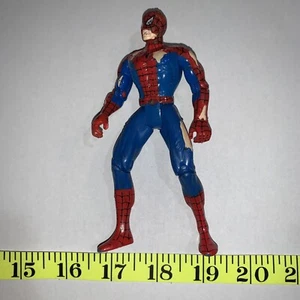 Spider Man Series 5 Battle Ravaged Loose Marvel Action Figure ToyBiz 1995 - Picture 1 of 3