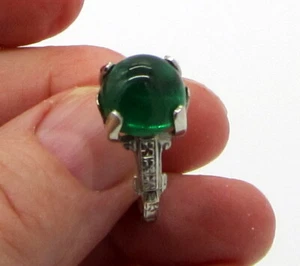 Nachlass Antik Vintage eleganter verzierter 18k Weißgold hellgrün Kunstglas Ring - Bild 1 von 7