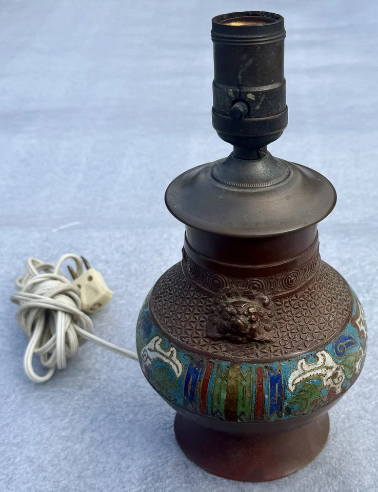 Abajur de mesa antigo japonês bronze, latão Champleve esmaltado estilo urna cloisonné - Imagem 1 de 4