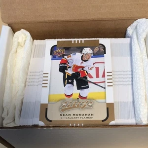 2015-16 UPPER DECK MVP COMPLETE BASE (1-100) and SP (101-200) SETS - Picture 1 of 1