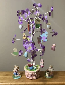 17" HAND CRAFTED PURPLE FLOWERED EASTER EGG TREE 18 ORNAMENTS & BUNNY FIGURINES - Picture 1 of 3