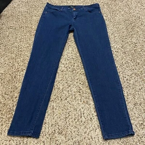 Forever 21 Womens Mid Rise Dark Wash Straight Jeans Size 30 - Picture 1 of 12