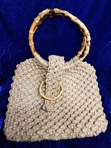 VINTAGE LARGE MACRAME PURSE WITH BAMBOO DOUBLE HANDLES & CLOSURE 14 x 12 - Picture 1 of 12