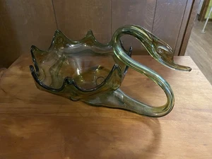 Cuenco grande verde vintage Sooner Art Glass Swan soplado a mano - Imagen 1 de 4