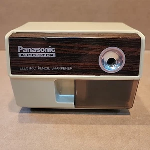 Panasonic KP-110 Auto Stop Electric Pencil Sharpener - Picture 1 of 12