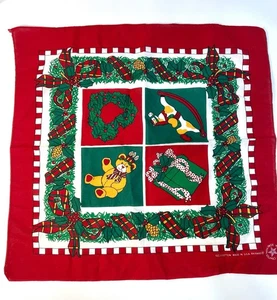 Vintage Weihnachten Urlaub Bandana/Schal 100 % Baumwolle ~ USA Teddybär, Schaukelpferd - Bild 1 von 12
