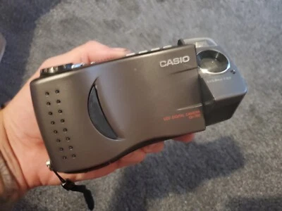 Casio QV QV-780 Digital Camera -CCD Camera Metallic grey no power - Image 1 of 4