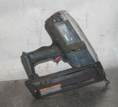 Pregador Bosch FNH 180-16 18 volts acabamento sem fio - Imagem 1 de 4