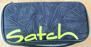 *Mäppchen Satch Stifthalter Recyceltes Polyester Schwarz* - Bild 1 von 5