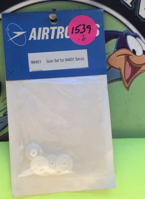 Airtronics 99451 Gear Set for:94831 Servo NewInPackage 🇺🇸USA Shipped - Image 1 of 2