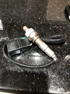 NEW REAL OPEN BOX Genuine NTK 24353 A9C1B8 Oxygen Sensor O2 A/F Air/Fuel NGK - Bild 1 von 2