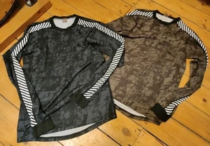 2x Helly Hansen Base Layer Top Mens Medium Stretch Long Sleeve Grey Green Mens - Picture 1 of 18