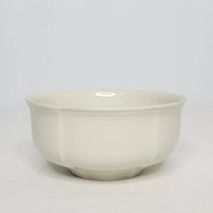 Villeroy & Boch Manoir Ceramic 4 5/8" Soup Cereal Bowl White - Picture 1 of 7