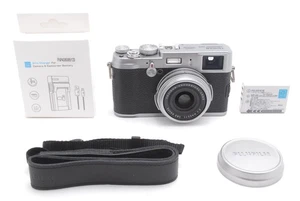 * [MINT] Fujifilm FinePix X100 12.3MP Digital Camera X Series Silver From JAPAN - Picture 1 of 9