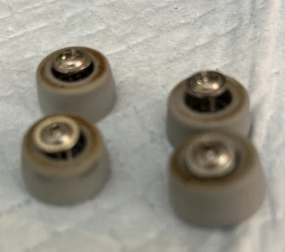 Summer Infant 4 en 1 SuperAsiento Repuesto - 4 Pies de Goma Foto 1 de 2