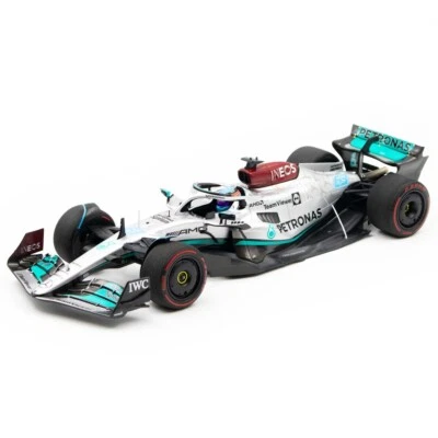 Minichamps George Russell Mercedes-AMG W13E 1ª Victoria GP de Brasil 2022 1:18 Foto 1 de 4