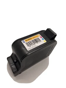 HP 23 Tri-Color Ink Cartridge C1823D Genuine New, unused - Picture 1 of 9