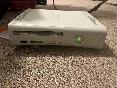 Xbox 360 Arcade 256MB Console Minus controller - Image 1 of 2