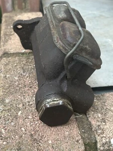 Holden HKHTHG Big Nut Brake Master Cylinder - Picture 1 of 4