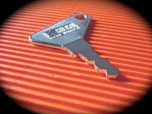 Lucas Keyswitch Key- Mack, Renault Saviem -Precut Key Blank DV1 -FREE POSTAGE! - Picture 1 of 5