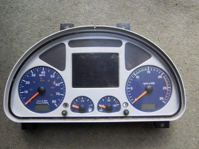 RIPARAZIONE QUADRO STRUMENTI IVECO STRALIS - Immagine 1 di 1