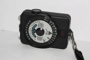 Quantum Calcu-Flash S Digital Meter With Batteries - Picture 1 of 5