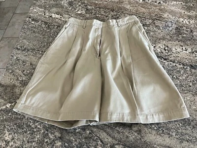 Shorts chino feminino Marsh Landing 100% algodão cáqui bege tamanho 14 plissado frontal - Imagem 1 de 4